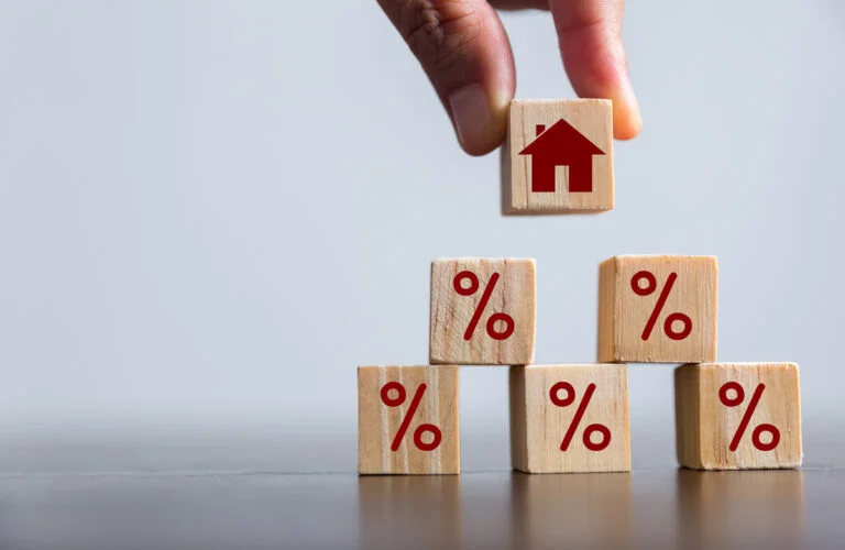 Imóveis com desconto de 50%? Uma oportunidade com leilões! 
